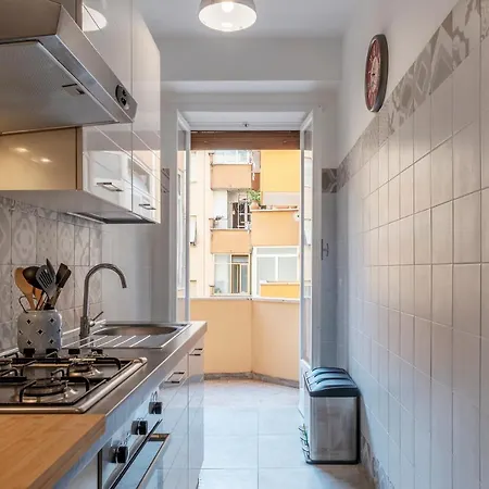 Apartment Guesthost - Musei Vaticani & Cipro Mm *